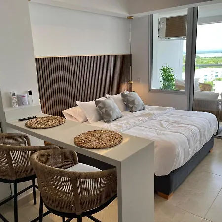Spacious 1bedroom Pool Gym Apartamento *